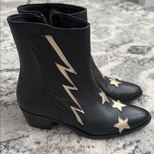 Modern Vice Golden Bolt Boots in Black